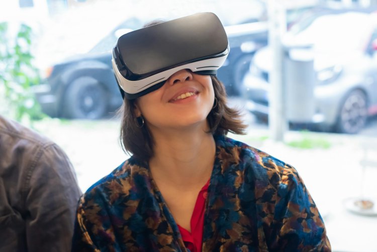 Transforming Industries: The Impact of AR/VR Application Development Companies in India